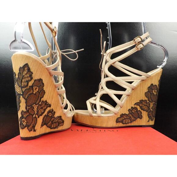 NIB VALENTINO NUDE LEATHER CAGE LACE UP WOODEN LACE WEDGES SANDALS 40 $1095 - Picture 8 of 12